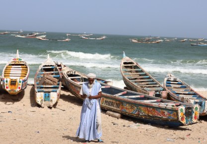 Embarcaciones de pesca en la costa de Nouakchott. EFE/EPA/Mohamed Messara/Archivo.