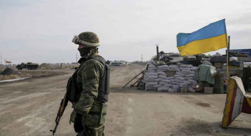 Vídeo soldados ucranianos Rusia mujer