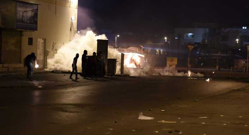 Embajada Israel Baréin isla Sitra Policía cócteles molotov