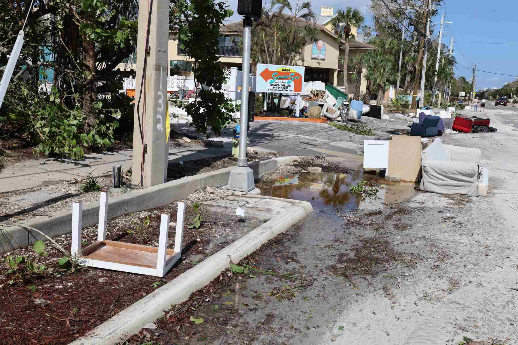 Fema fondos desastres migrantes